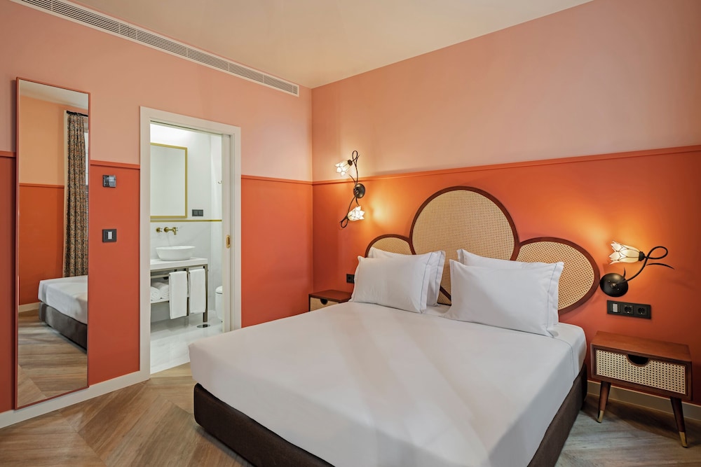 Madeira Gems — Hotel rooms in Funchal, Madeira