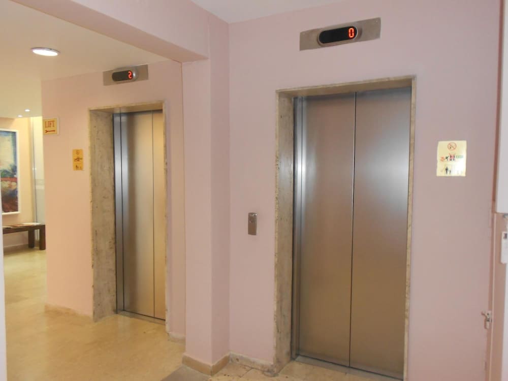 Sun Hall Beach Hotel Apts. — Hotel building in Larnaca, Larnaca Region