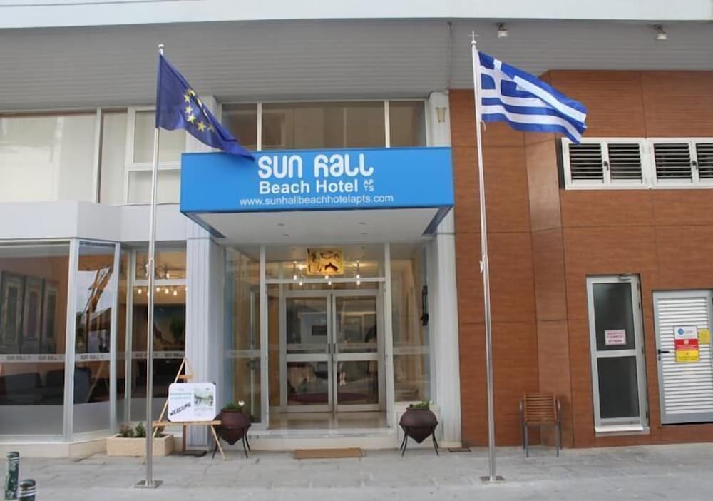 Sun Hall Beach Hotel Apts. — Hotel building in Larnaca, Larnaca Region