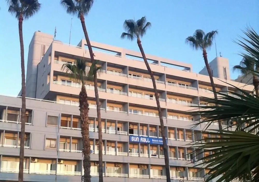 Sun Hall Beach Hotel Apts.