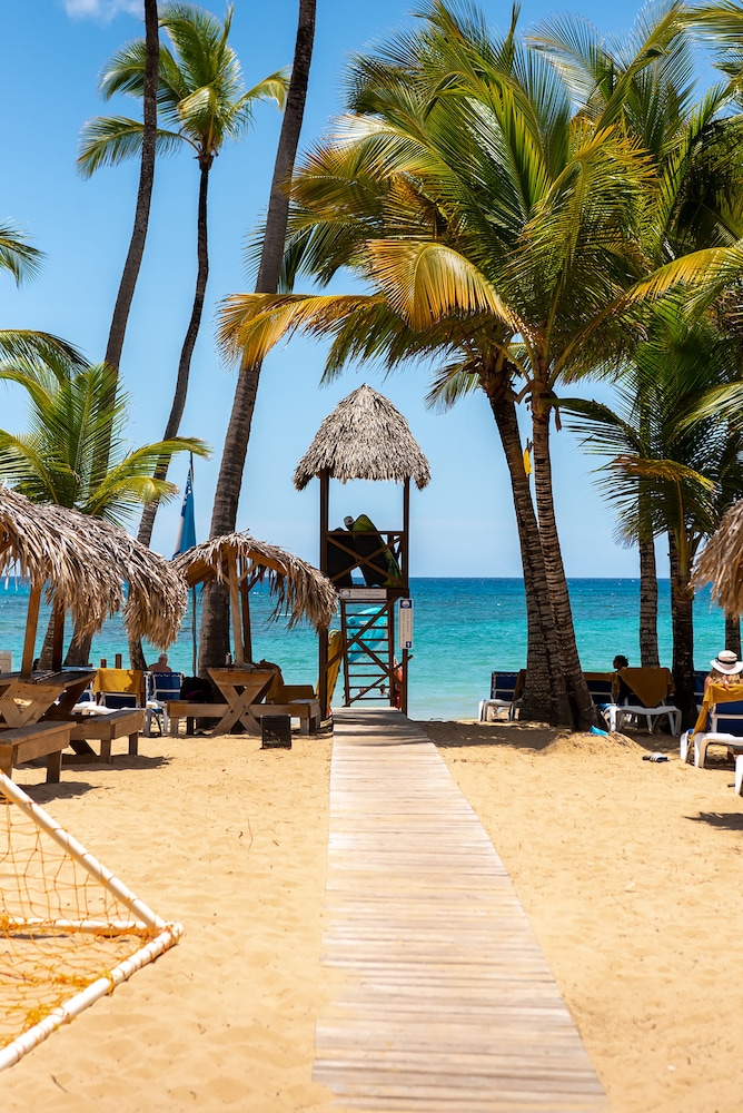 Grand Sirenis Punta Cana Resort & Aquagames - All Inclusive — Beach in Uvero Alto, La Altagracia