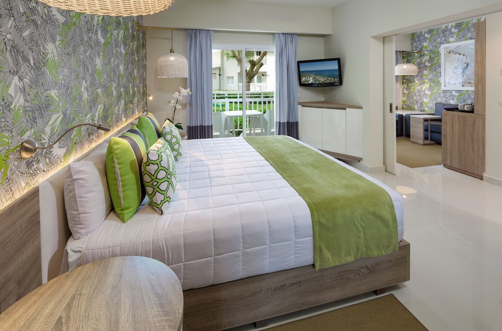 Grand Sirenis Punta Cana Resort & Aquagames - All Inclusive — Hotel rooms in Uvero Alto, La Altagracia
