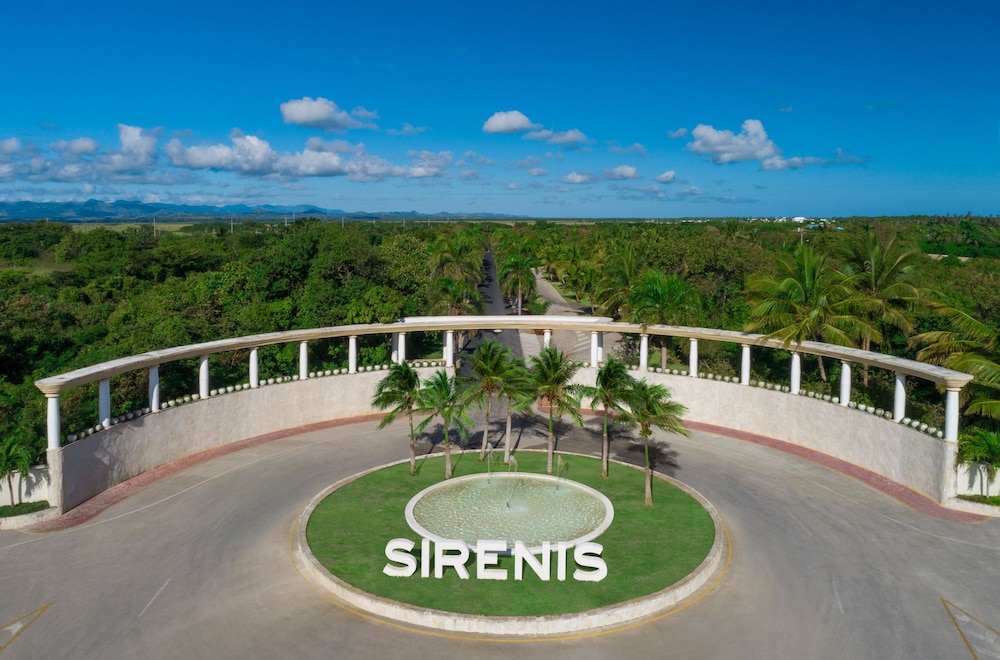 Grand Sirenis Punta Cana Resort & Aquagames - All Inclusive — Attractions in the area in Uvero Alto, La Altagracia