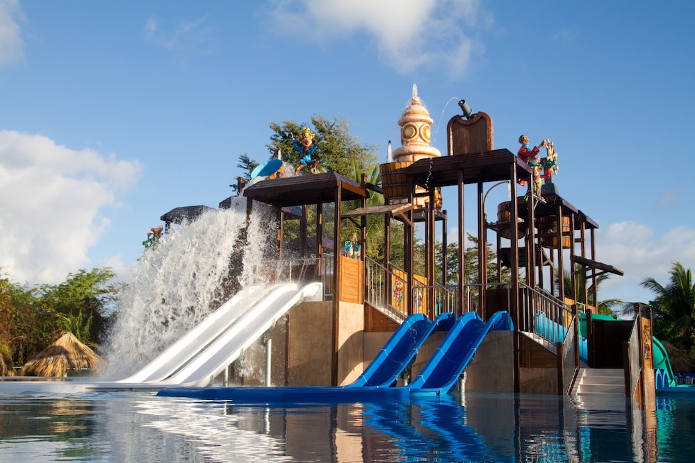 Grand Sirenis Punta Cana Resort & Aquagames - All Inclusive — Attractions for children in Uvero Alto, La Altagracia