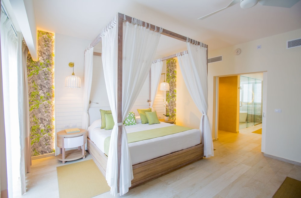 Grand Sirenis Punta Cana Resort & Aquagames - All Inclusive — Hotel rooms in Uvero Alto, La Altagracia