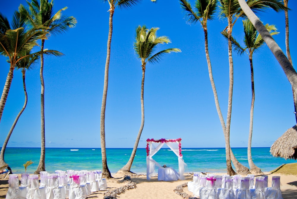 Grand Sirenis Punta Cana Resort & Aquagames - All Inclusive — Beach in Uvero Alto, La Altagracia