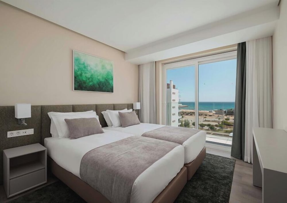 Dom Pedro Residences — Hotel rooms in Quarteira, Faro