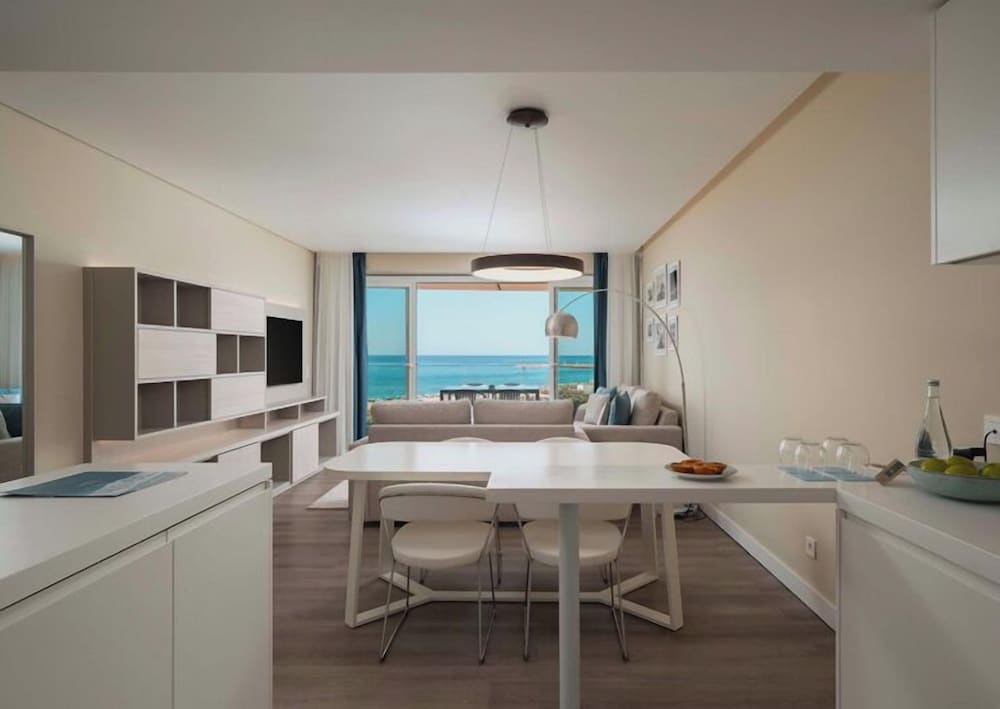 Dom Pedro Residences — Hotel rooms in Quarteira, Faro
