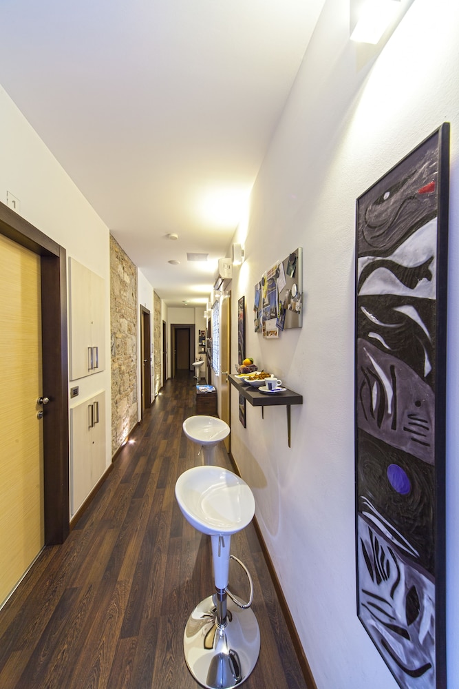 Marmontova Luxury Rooms — Hotel building in Split, Split-Dalmatia