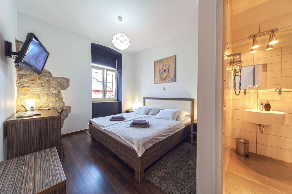 Marmontova Luxury Rooms — Hotel rooms in Split, Split-Dalmatia