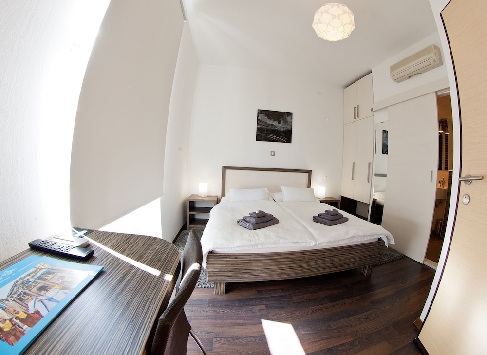 Marmontova Luxury Rooms — Hotel rooms in Split, Split-Dalmatia