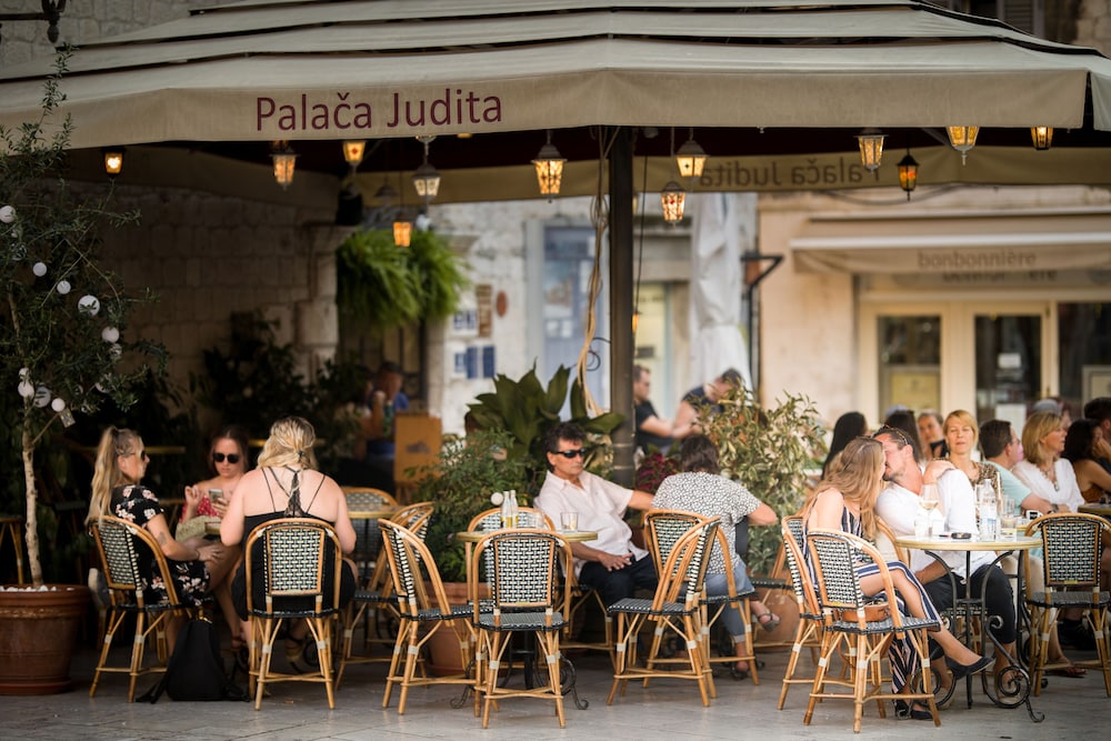 Judita Palace Heritage Hotel — Restaurant & bars in Split, Split-Dalmatia