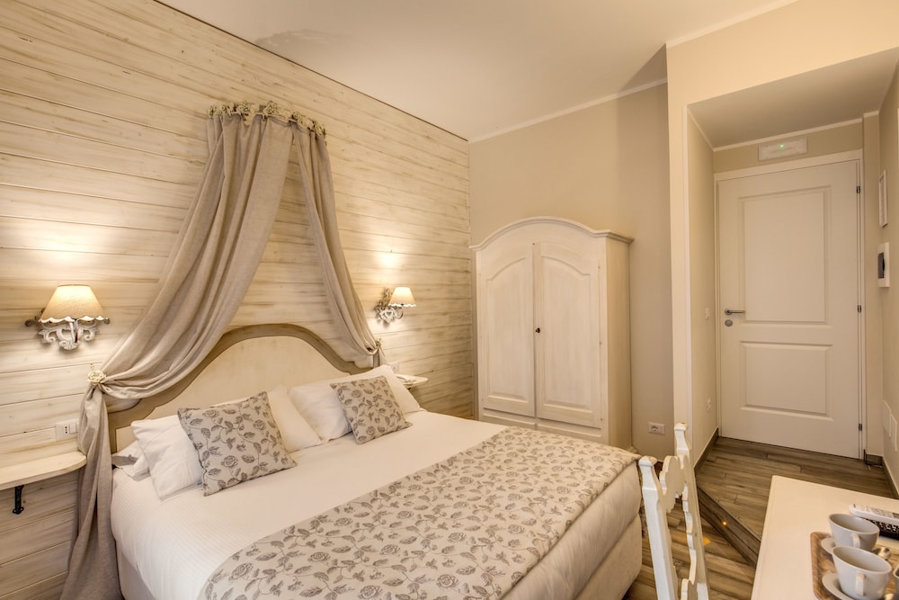 Casa Mia Vaticano Guest House — Hotel rooms in Rome, Lazio