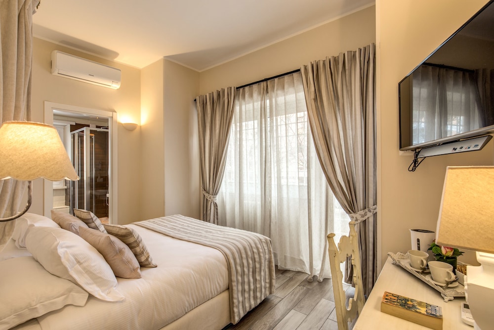 Casa Mia Vaticano Guest House — Hotel rooms in Rome, Lazio