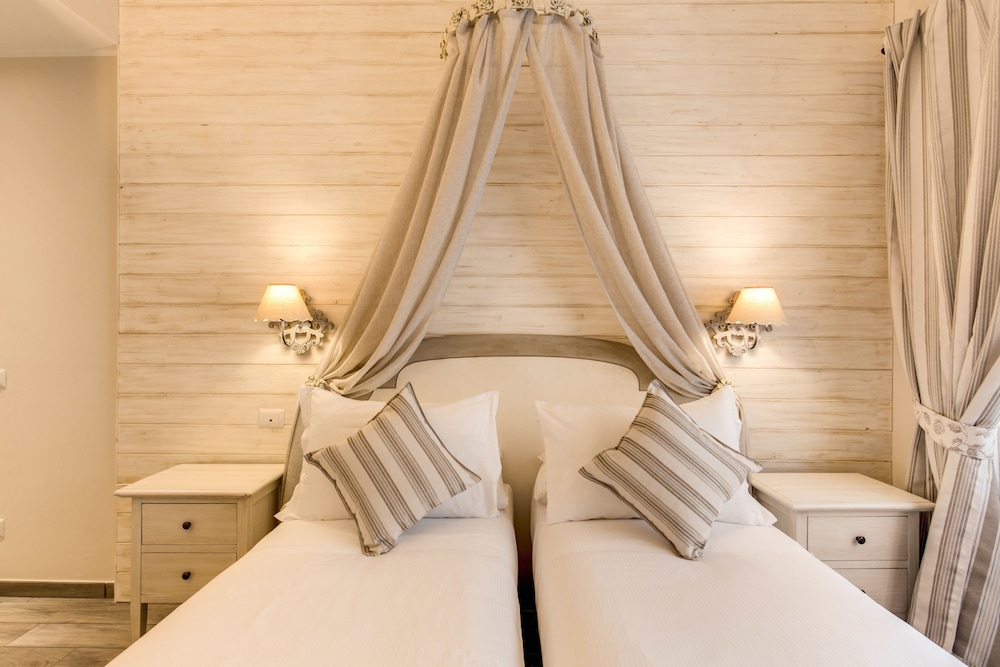 Casa Tua Vaticano Guest House — Hotel rooms in Rome, Lazio