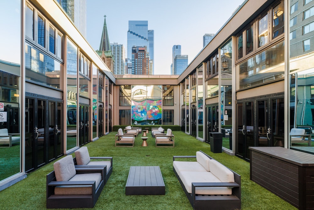 Hudson Yards Hotel — Hotel building in New York City, New York State