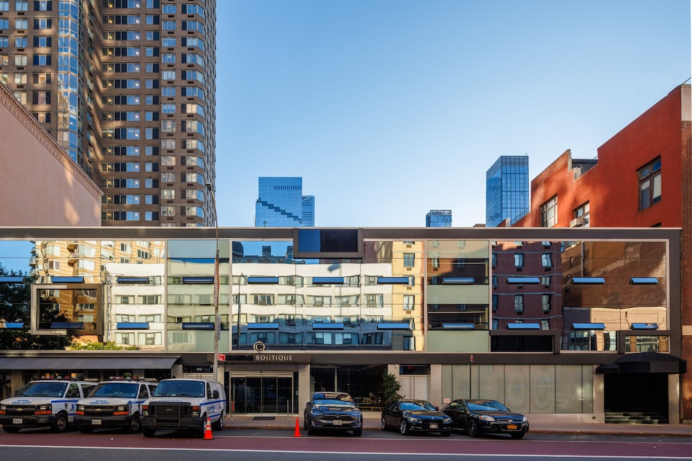 Hudson Yards Hotel — Hotel building in New York City, New York State