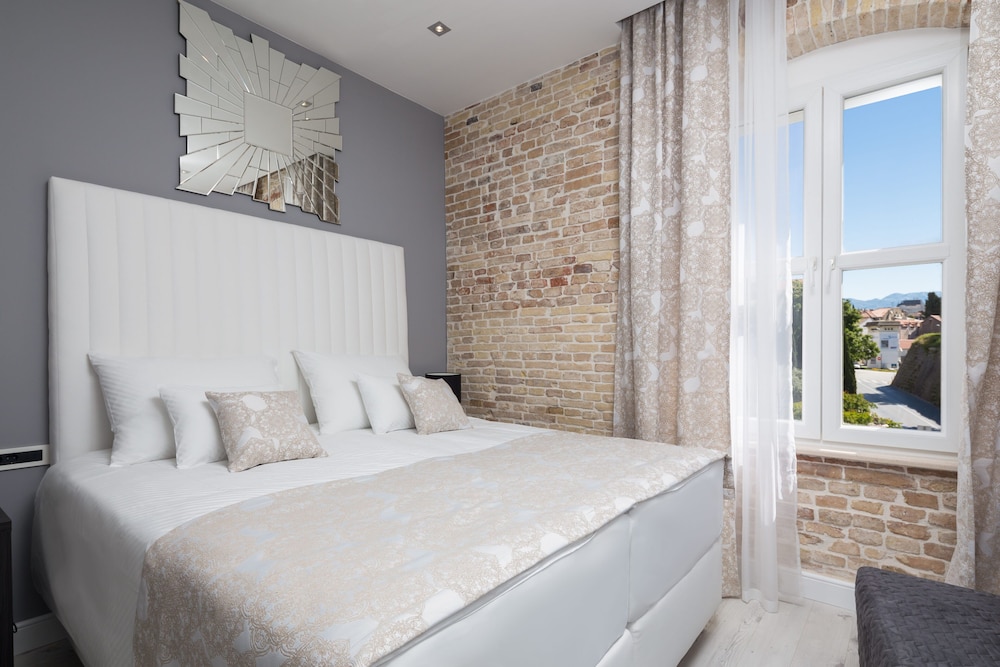 Sleep Split — Hotel rooms in Split, Split-Dalmatia