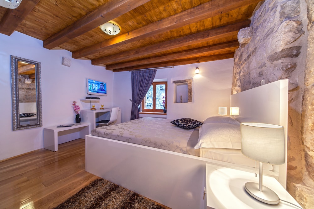 Villa Split Heritage Hotel — Hotel rooms in Split, Split-Dalmatia