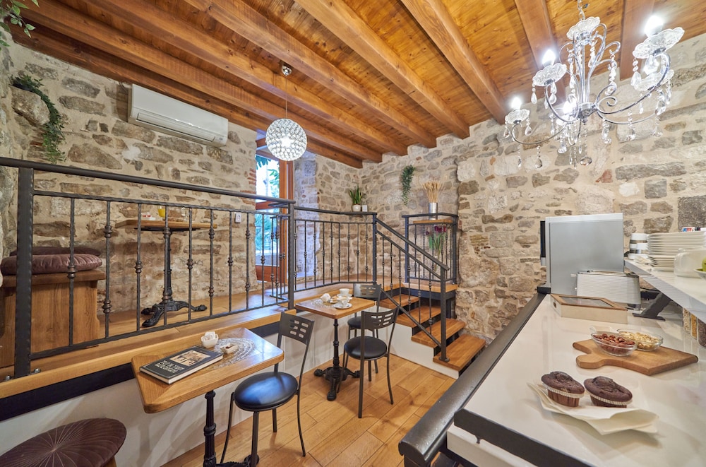 Villa Split Heritage Hotel — Restaurant & bars in Split, Split-Dalmatia