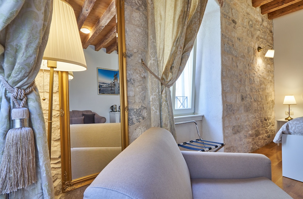 Villa Split Heritage Hotel — Hotel rooms in Split, Split-Dalmatia