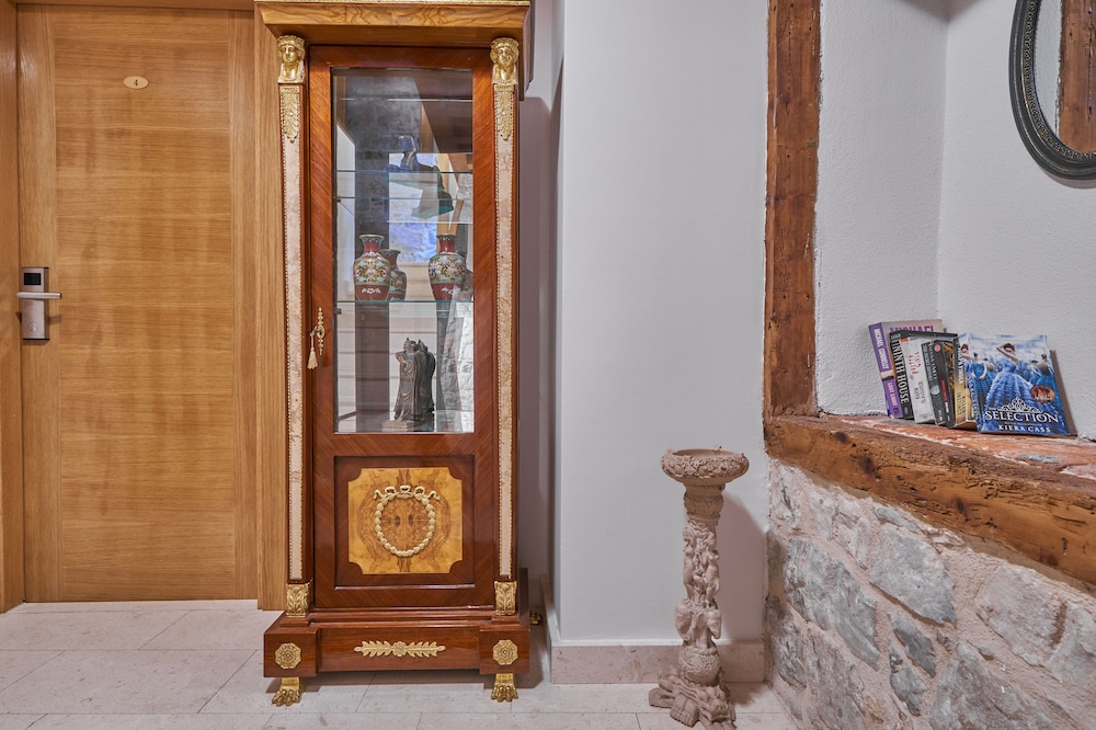 Villa Split Heritage Hotel — Hotel building in Split, Split-Dalmatia