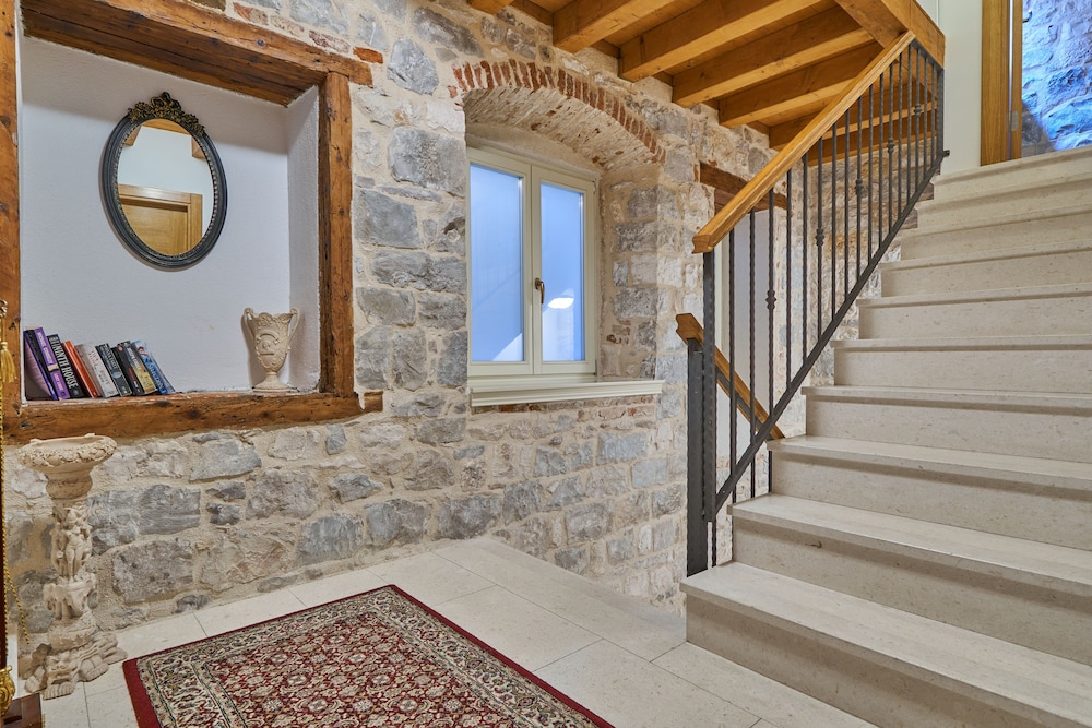 Villa Split Heritage Hotel — Hotel building in Split, Split-Dalmatia