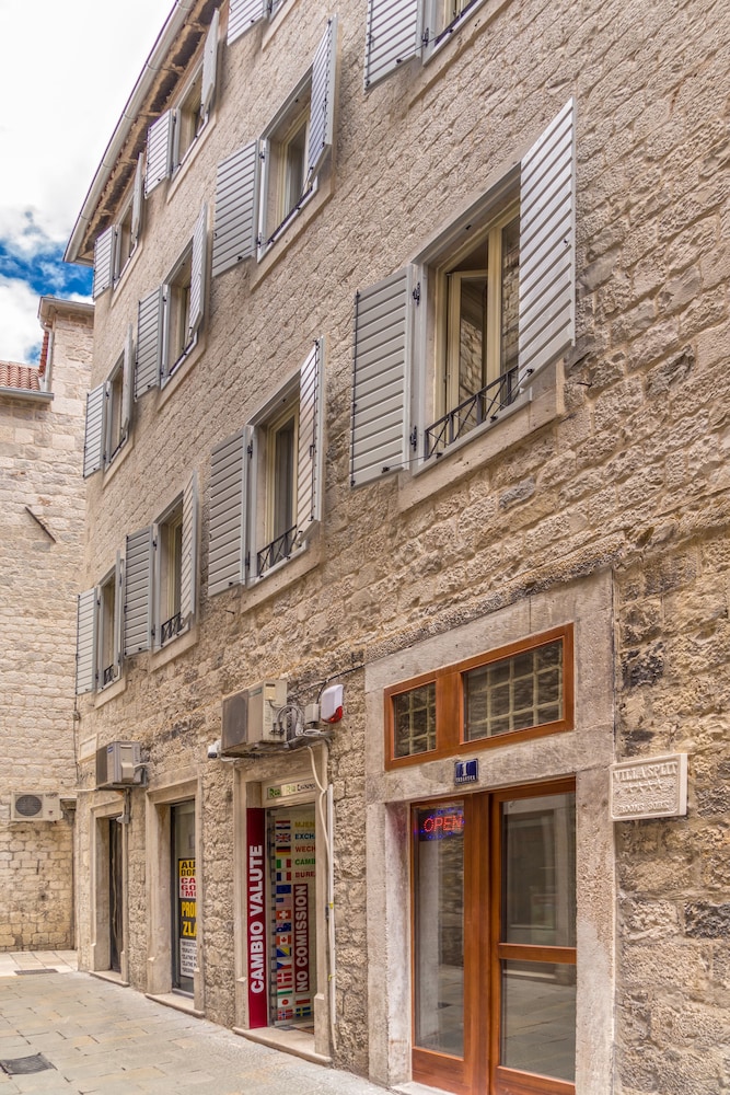 Villa Split Heritage Hotel — Hotel building in Split, Split-Dalmatia