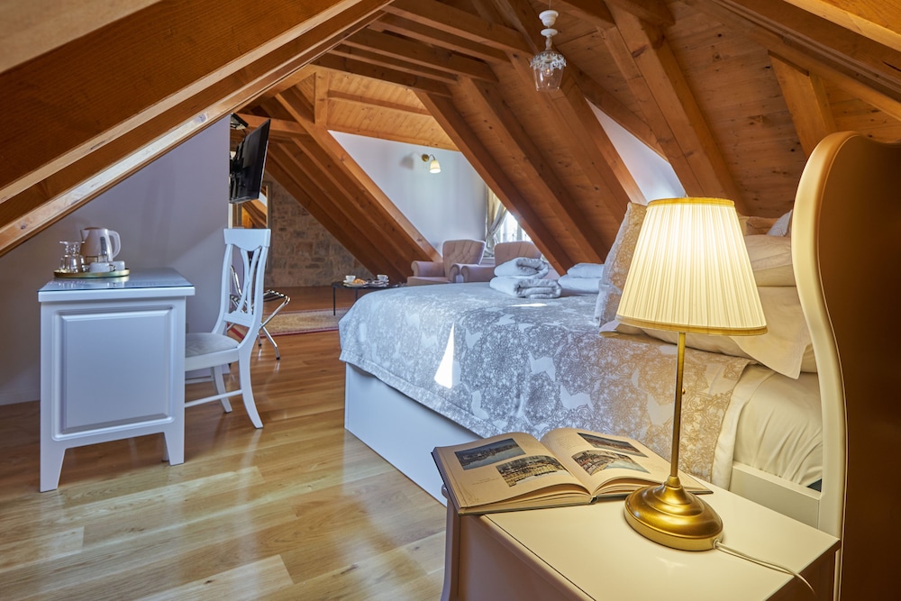 Villa Split Heritage Hotel — Hotel rooms in Split, Split-Dalmatia