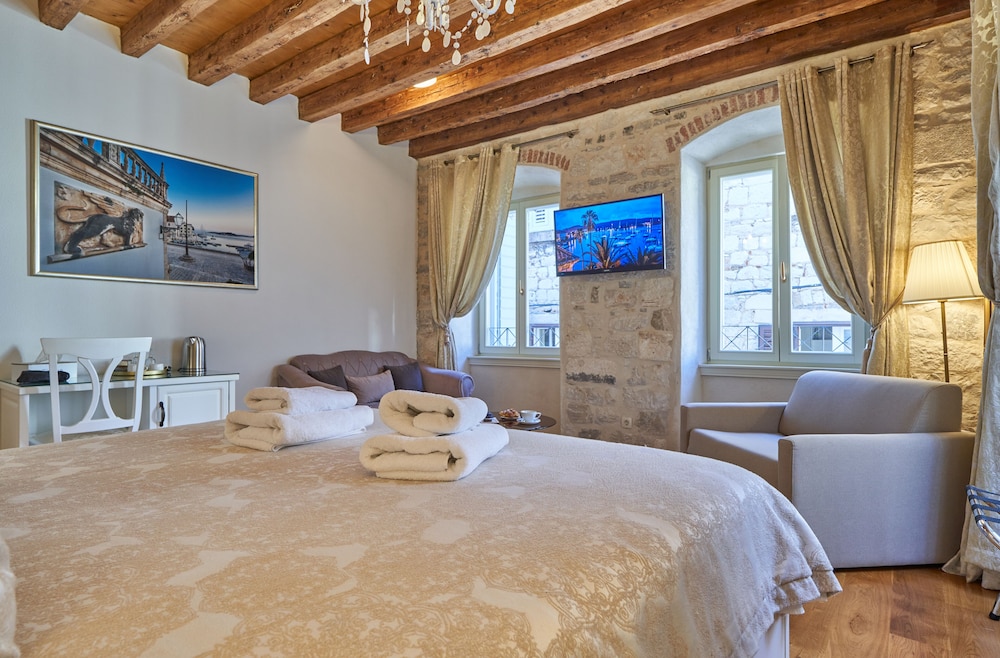 Villa Split Heritage Hotel — Hotel rooms in Split, Split-Dalmatia