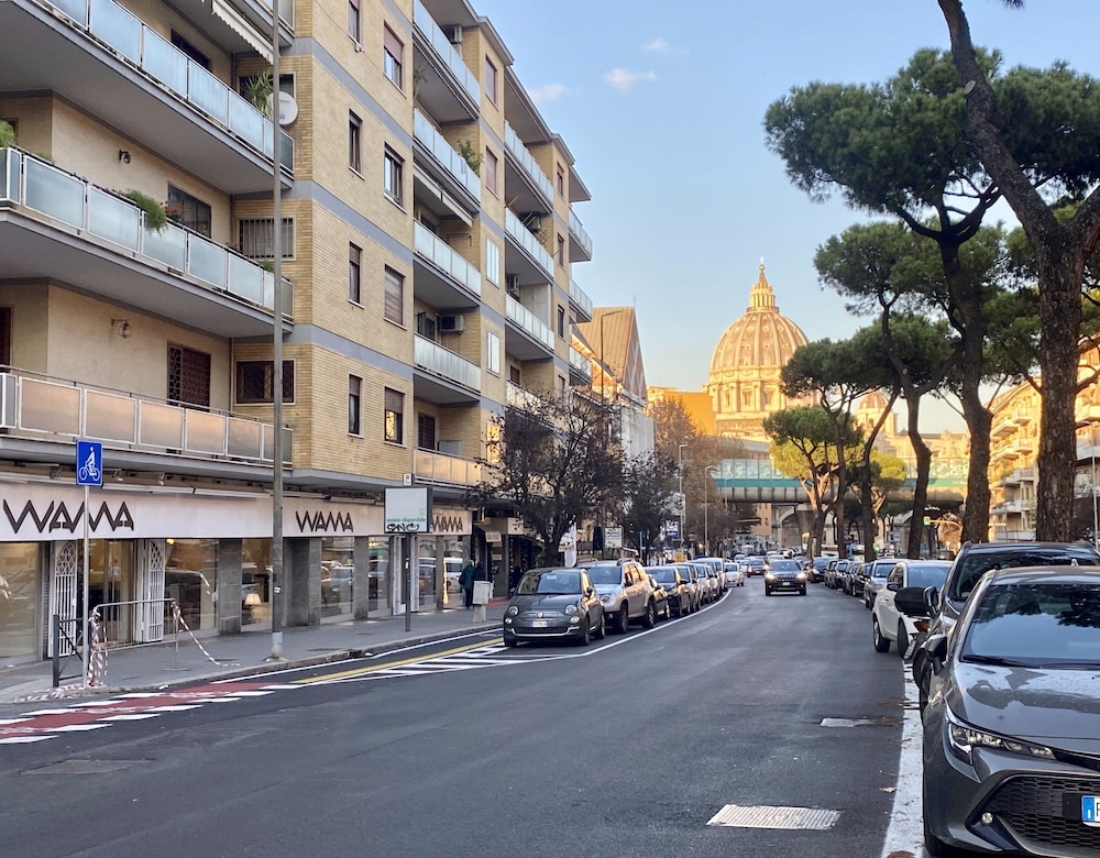 Beside the Vatican — Attractions in the area in Rome, Lazio