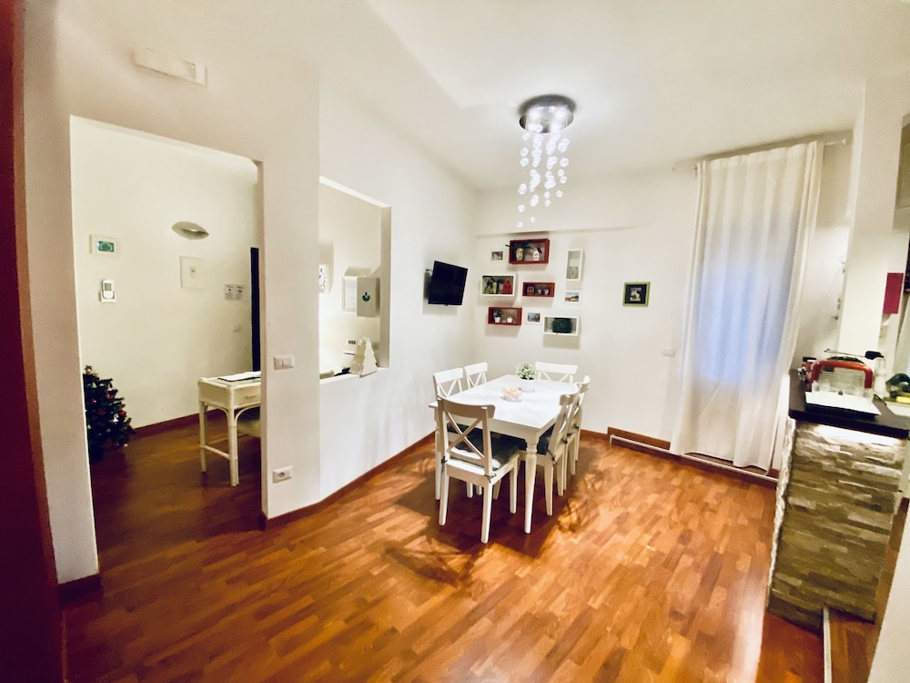 Beside the Vatican — Hotel rooms in Rome, Lazio