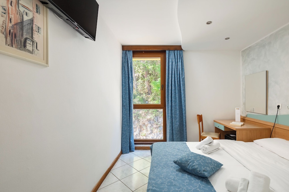 MASLINICA Hotel Hedera — Hotel rooms in Labin, Istria