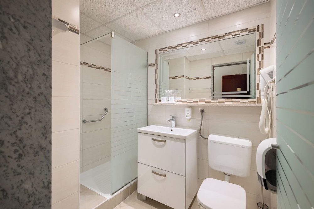 MASLINICA Hotel Hedera — Hotel rooms in Labin, Istria