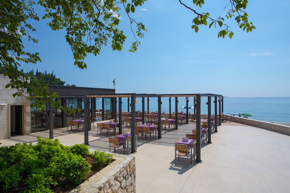 Maistra Select Mlini Villas and Apartments — Restaurant & bars in Mlini, Dubrovnik-Neretva