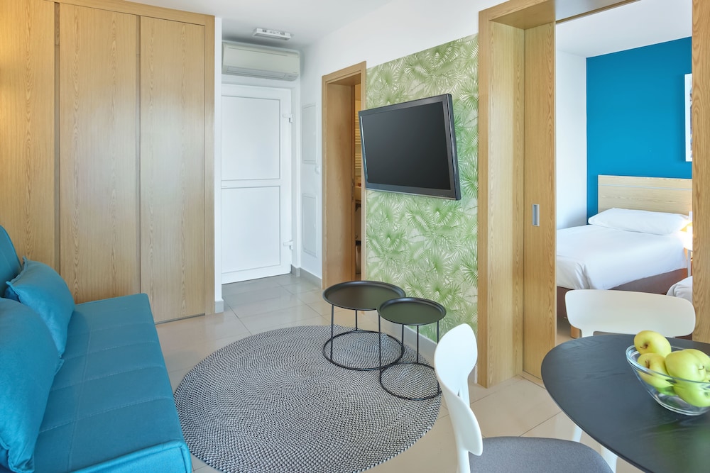 Maistra Select Mlini Villas and Apartments — Hotel rooms in Mlini, Dubrovnik-Neretva
