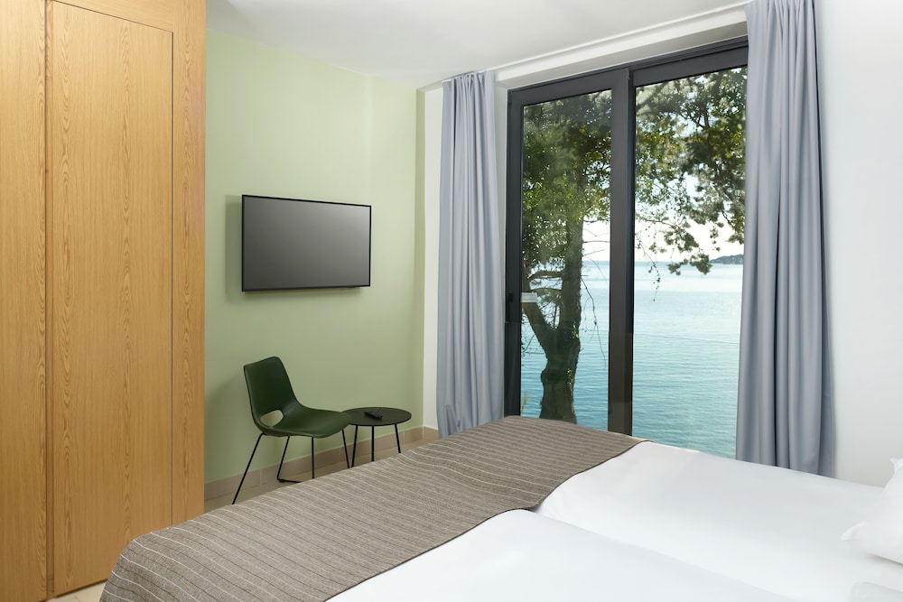 Maistra Select Mlini Villas and Apartments — Hotel rooms in Mlini, Dubrovnik-Neretva