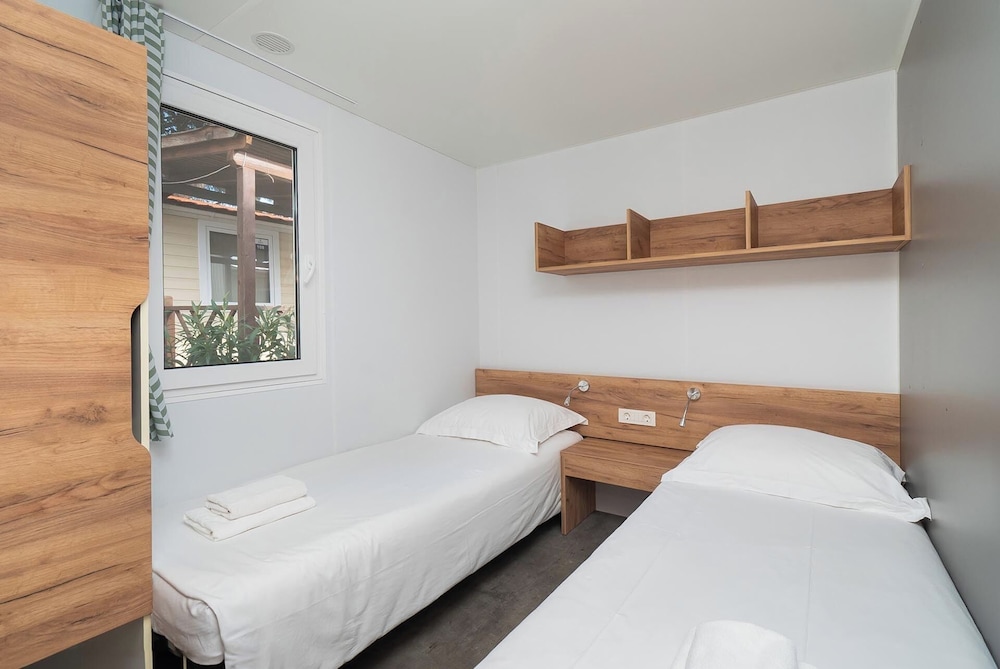 Amadria Park Camping Mobile Homes — Hotel rooms in Šibenik, Šibenik-Knin