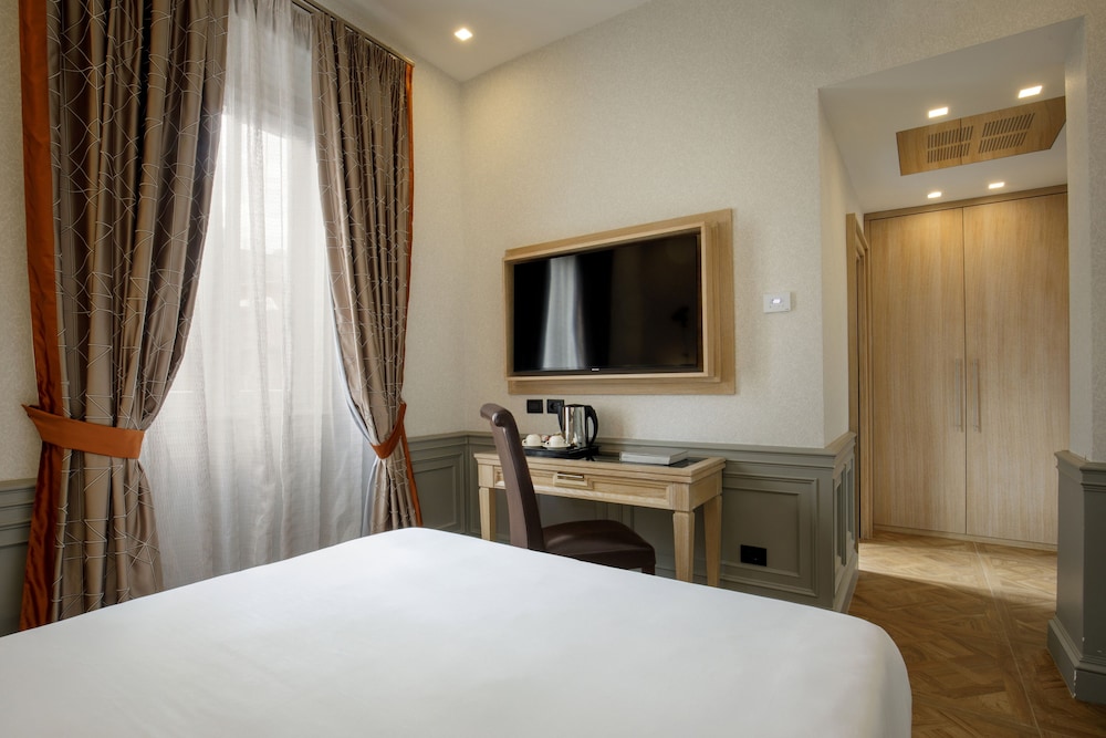 Hotel Morgana — Hotel rooms in Rome, Lazio