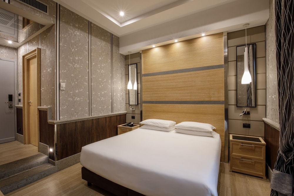 Hotel Morgana — Hotel rooms in Rome, Lazio