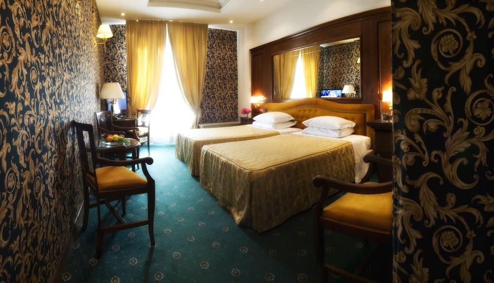 Hotel Morgana — Hotel rooms in Rome, Lazio