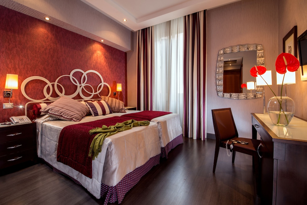 Hotel Morgana — Hotel rooms in Rome, Lazio