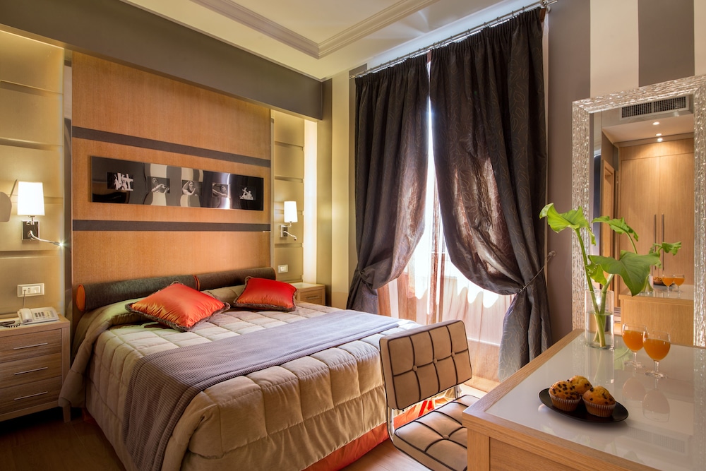 Hotel Morgana — Hotel rooms in Rome, Lazio