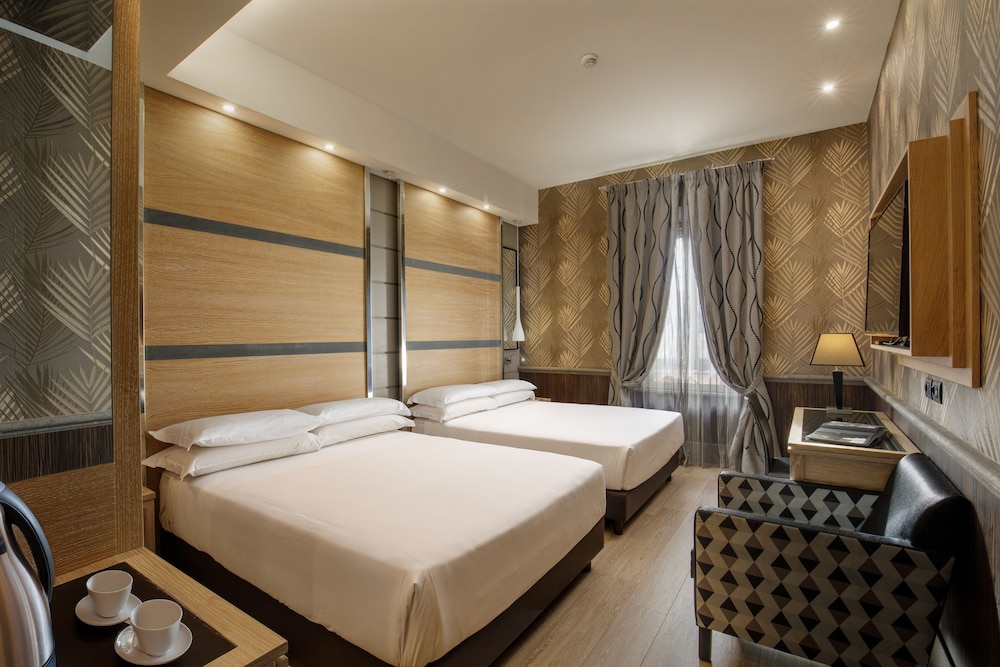 Hotel Morgana — Hotel rooms in Rome, Lazio
