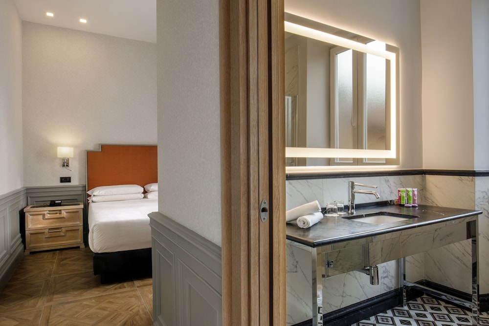 Hotel Morgana — Hotel rooms in Rome, Lazio