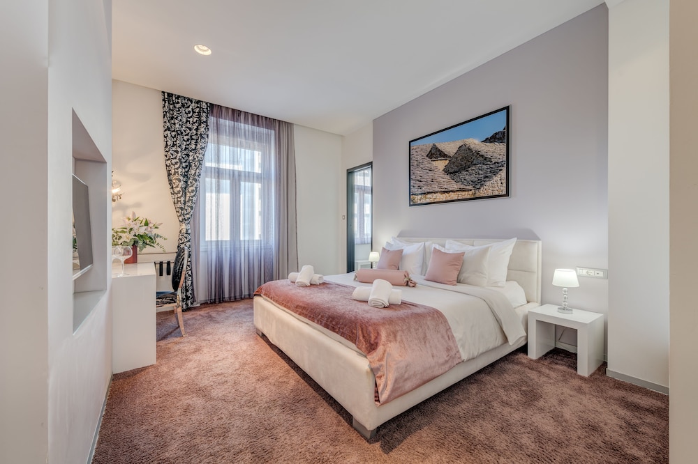 Starlight Luxury Rooms — Hotel rooms in Split, Split-Dalmatia