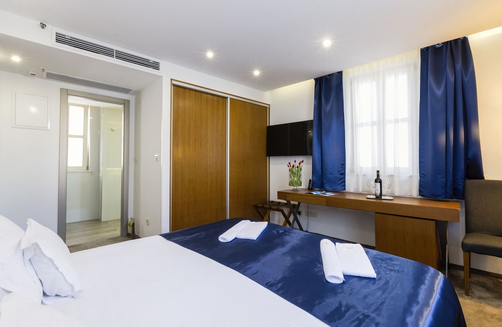 Hotel Marul — Hotel rooms in Split, Split-Dalmatia