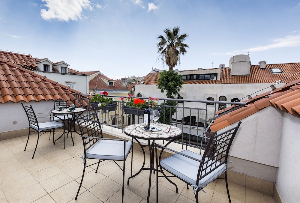 Hotel Marul — Hotel building in Split, Split-Dalmatia