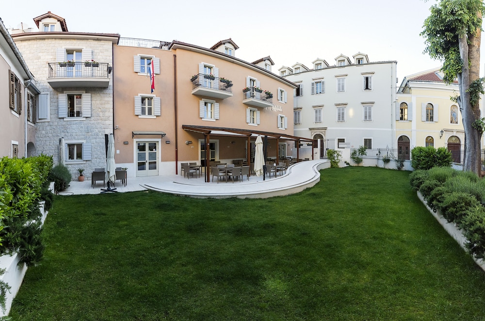 Hotel Marul — Hotel building in Split, Split-Dalmatia