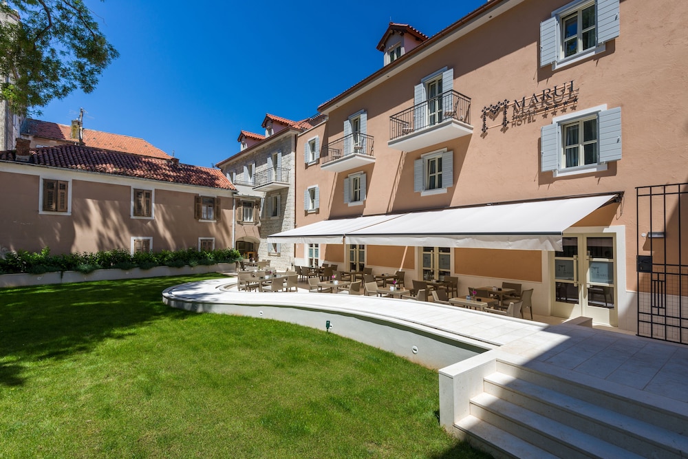 Hotel Marul — Hotel building in Split, Split-Dalmatia